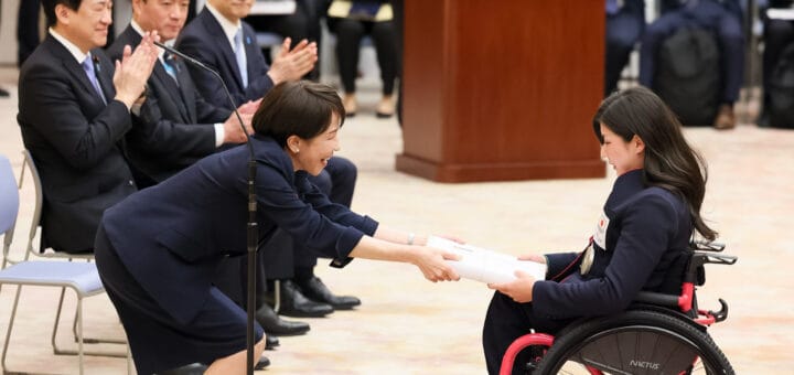 ミラノ・コルティナ２０２６オリンピック・パラリンピック日本代表選手団に対する内閣総理大臣感謝状授与式